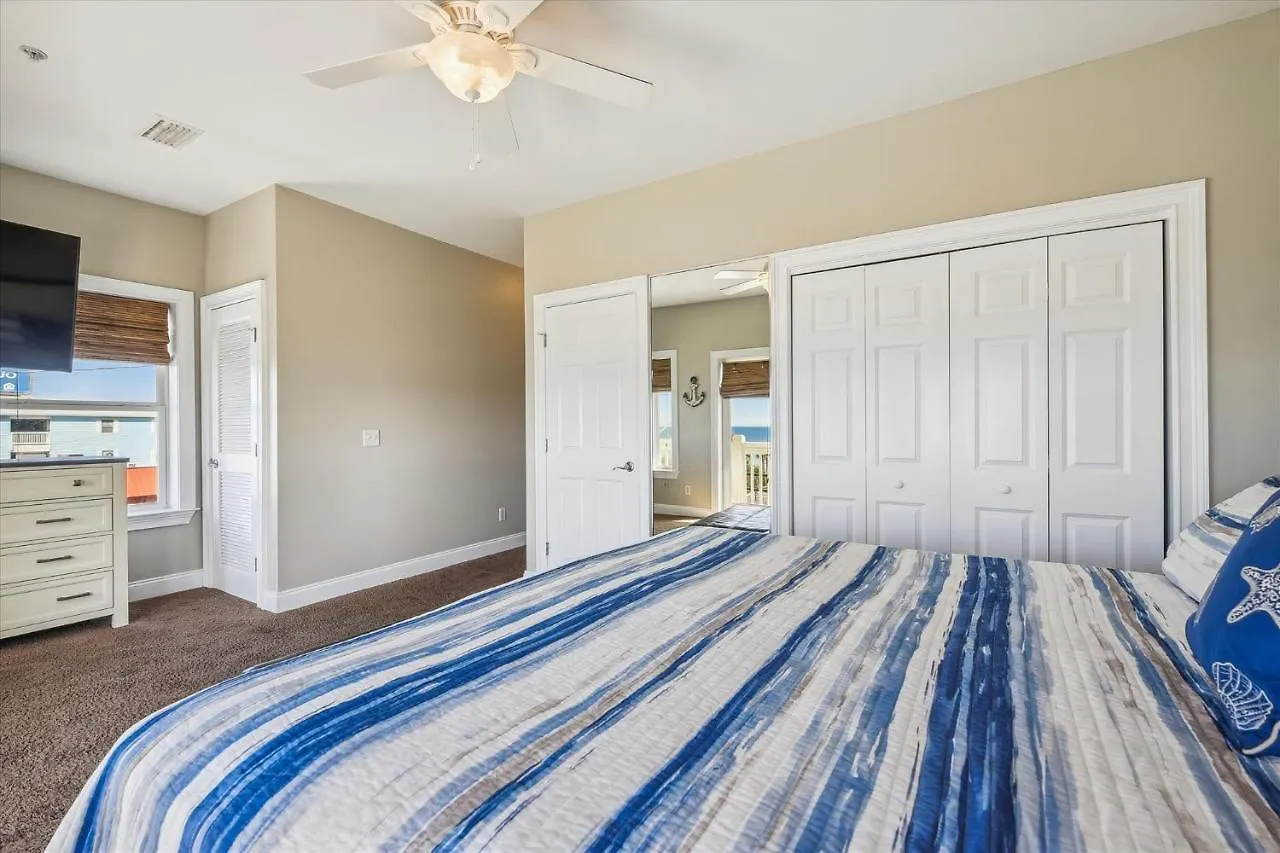 Second Wind By Book That Condo Panama City Beach 0*,  USA